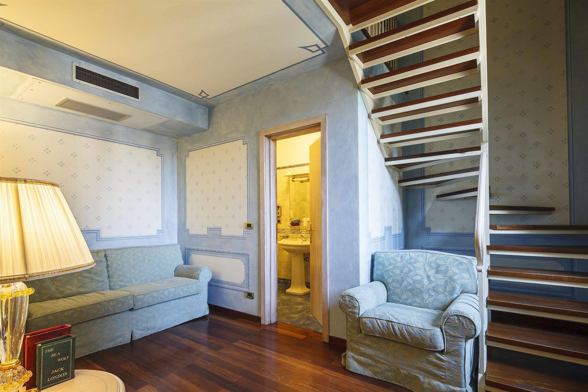 Nettuno Hotel 4*
